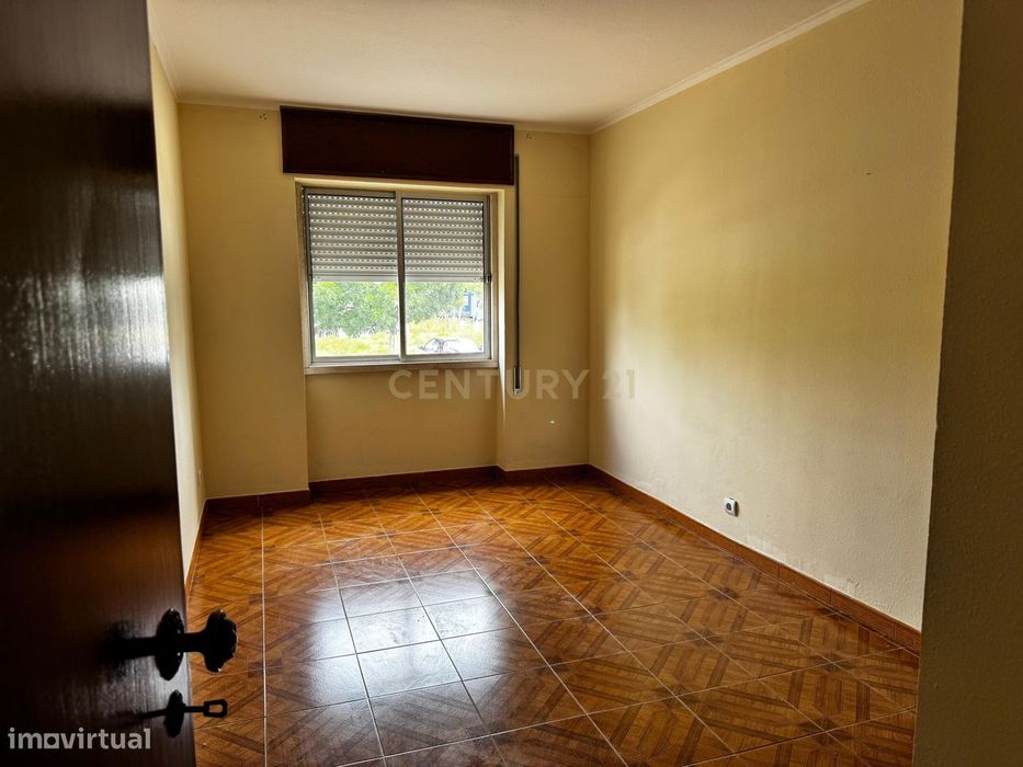Apartamento T2 em Rio Maior — Rio Maior, Santarém