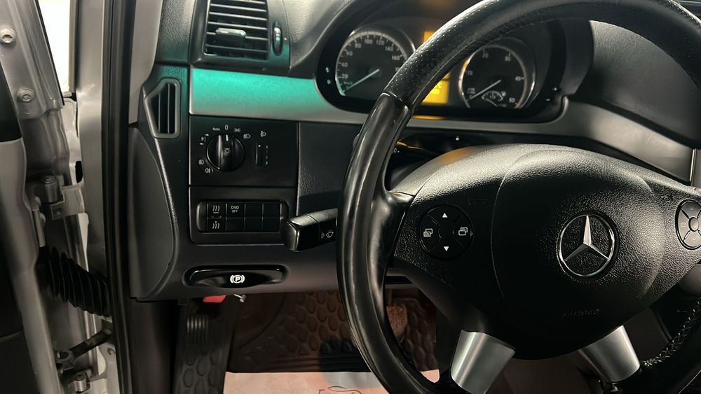Viano 2 ,2 Автомат 2012р