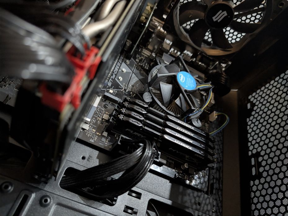 Komputer gamingowy  Intel 9 / 1070 TI / dla gracza