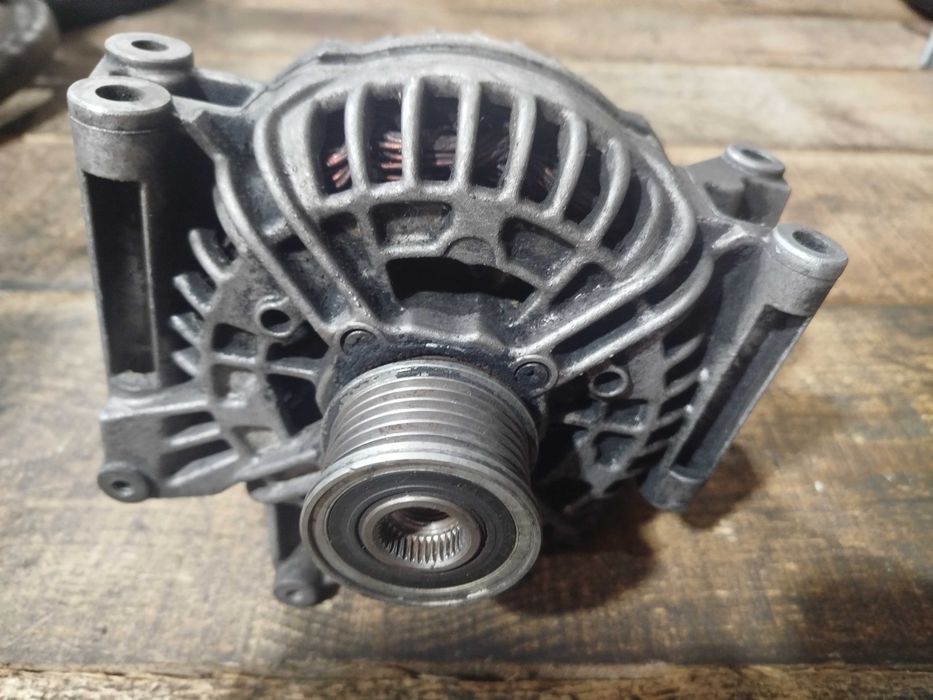 Генератор Mercedes C-class W203 E-class W211 S-class W220 2.2 3.2 CDI