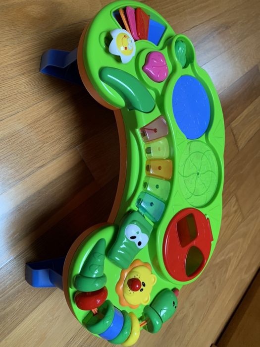 Brinquedo - Mesa de atividades