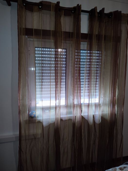 Cortinado fino/transparente