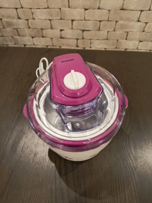 Máquina de Fazer Gelados