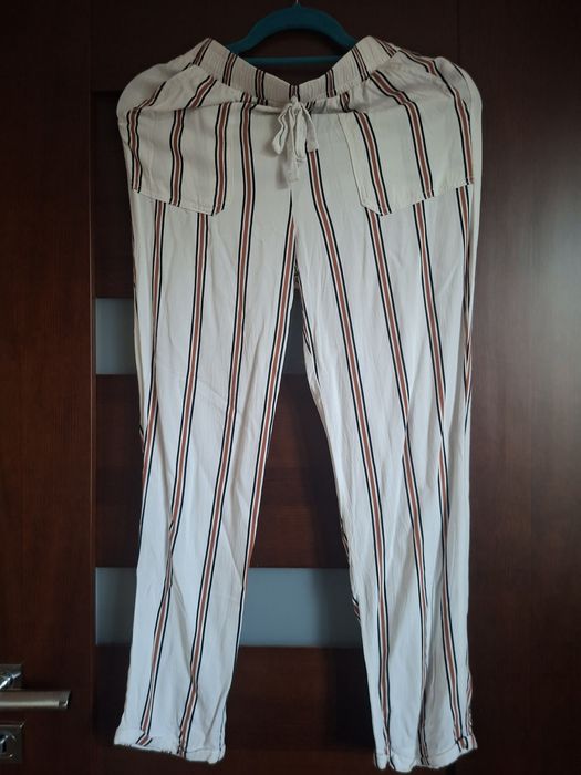 Lekkie Spodnie w Pionowe Paski – PRIMARK (Rozmiar 38 / M)