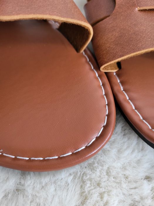 Skórzane klapki damskie hermeski 42 brązowe camel