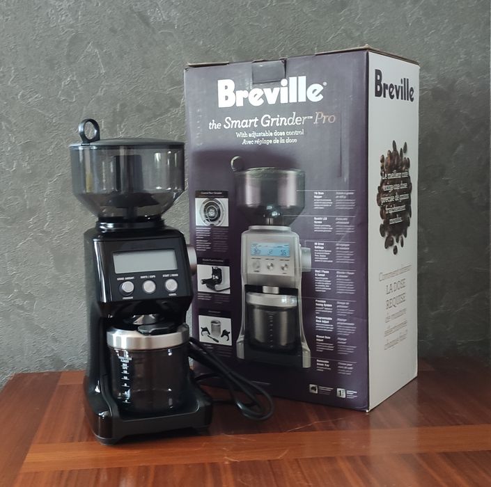 Кофемолка Breville Smart в упаковке. Конические жернова, прямой помол