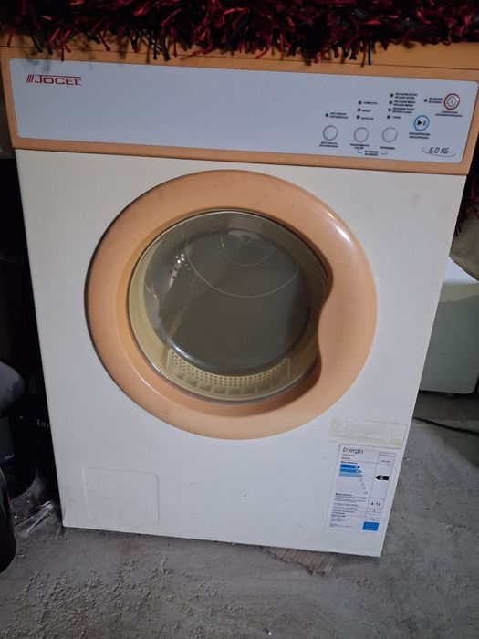Máquina secar roupa