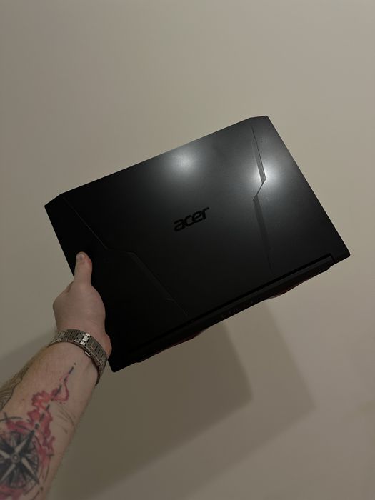 Топовий ігровий ноутбук Acer Nitro 5 у відміному стані