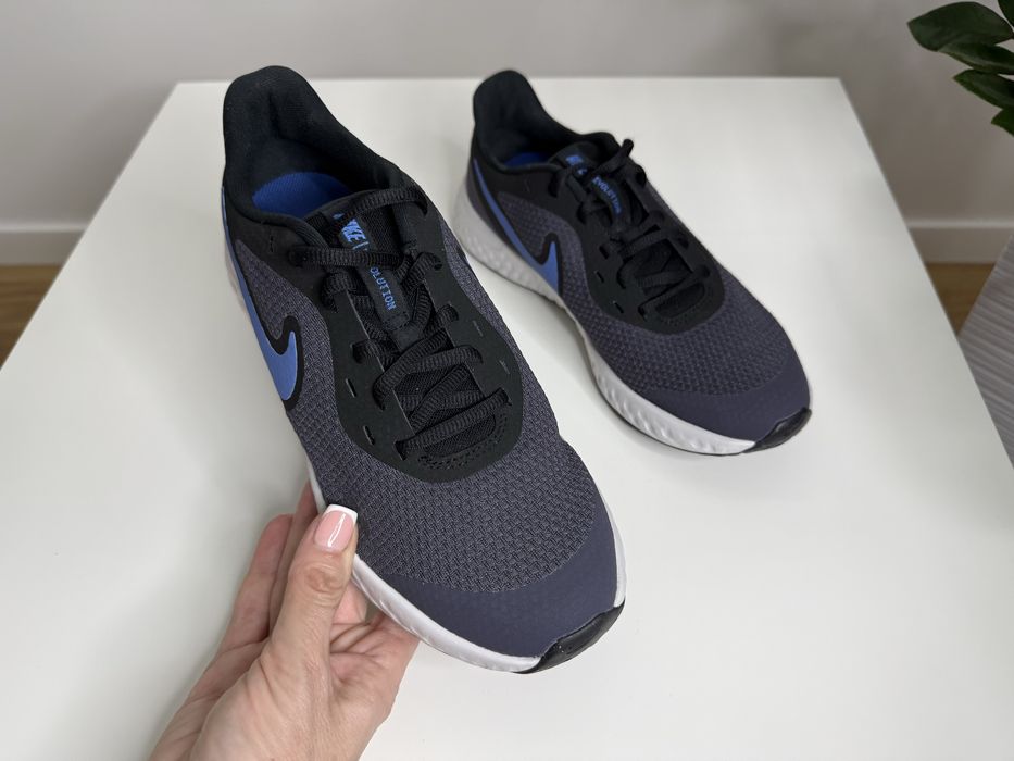 Кросівки Nike revolution 5 оригінал