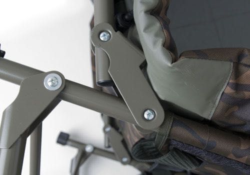 Коропове ліжко Fox R1 camo bedchair