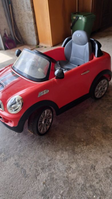 Carro de criança a bateria