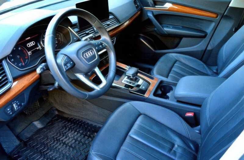 2023 Audi Q5 quattro Premium 40 TFSI