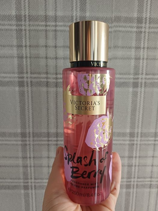 Mgiełka Victorias Secret Splash of  Berry