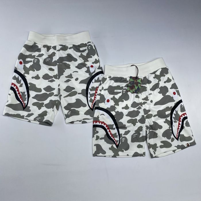 ‼️Світяться в темноті‼️     Bape city camo шорти шорты shorts білі белые white
