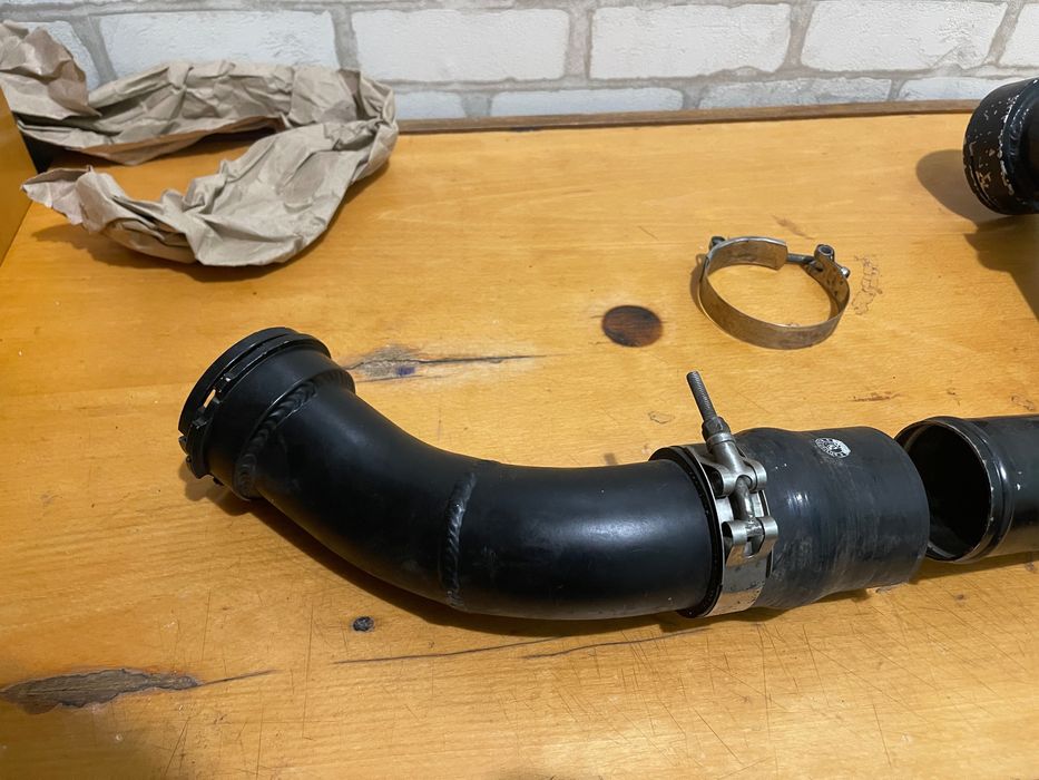 Патрубок усиленный интеркулера f30 n55 Charge Pipe / Чардж Пайп