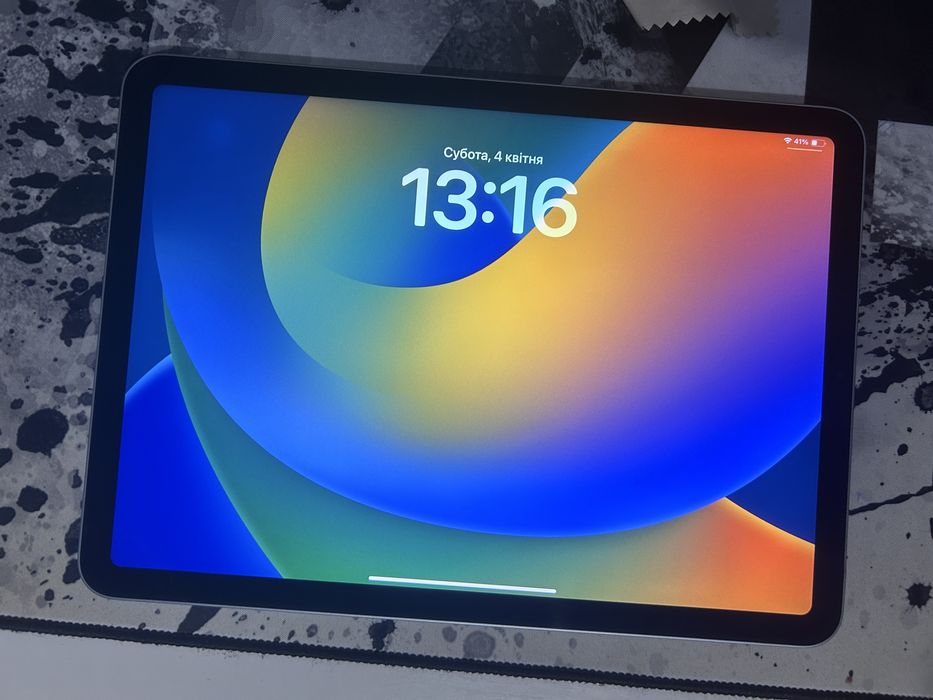 Продам iPad Air 4 64gb+стилус Hoco