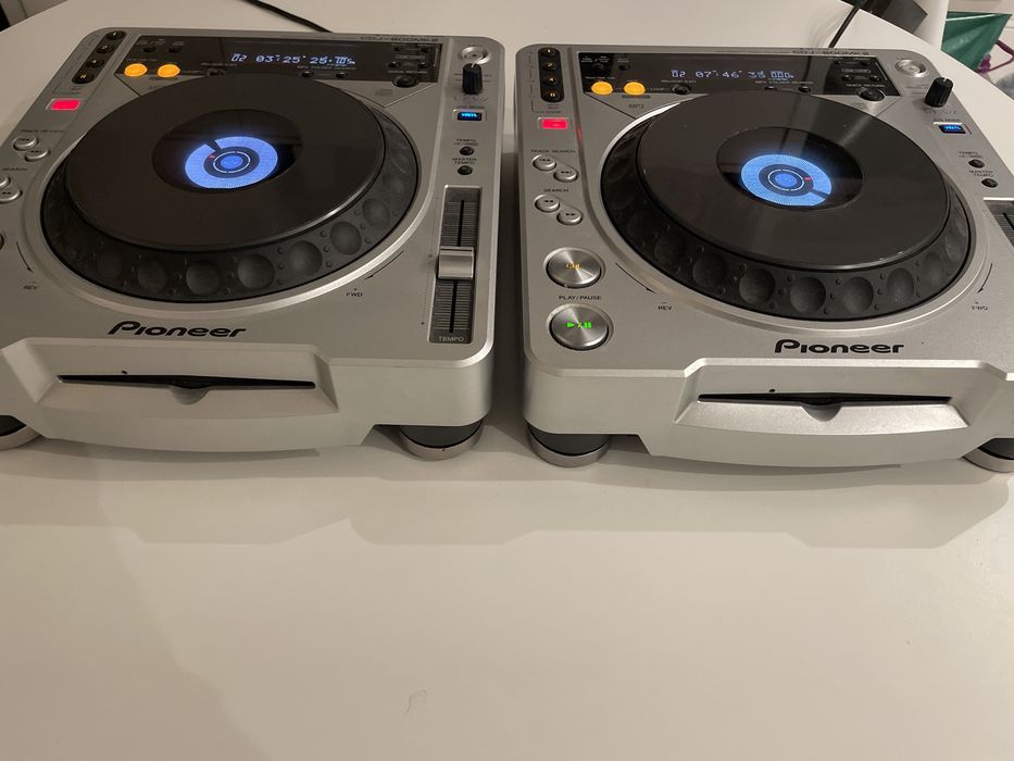 Pioneer CDJ 800 mk2
