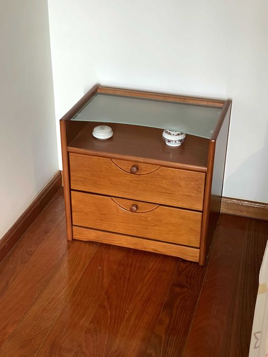 Cama de casal 140x190 com colchão - madeira maciça