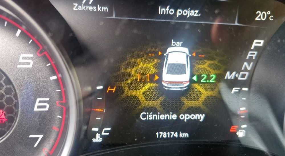 Polskie menu Dodge, Jeep, RAM, Chrysler, Konwersja USA-EU, pomarańczowe kierunkowskazy