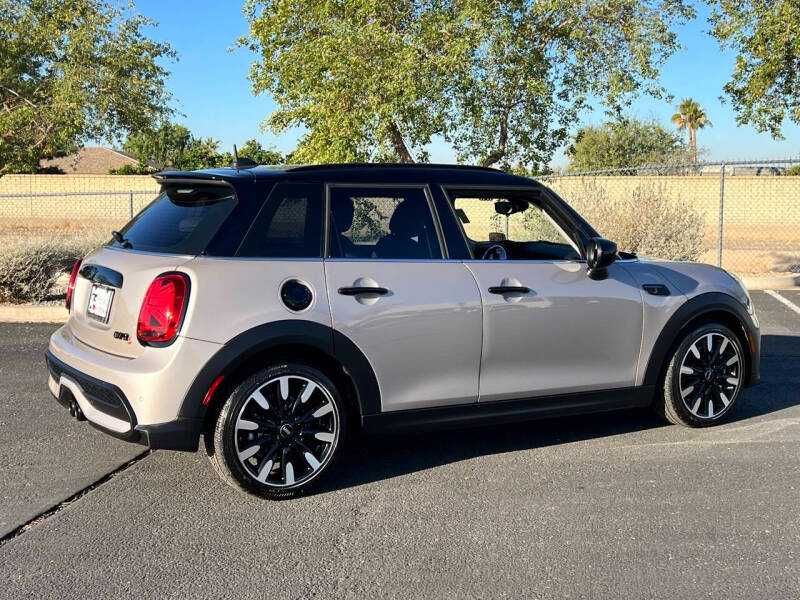 2022 MINI Hardtop 4 Door