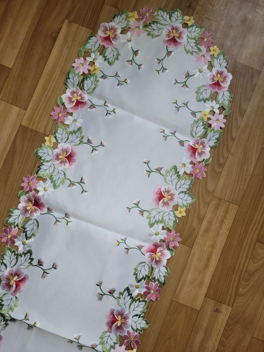 Bieżnik haftowany 160x40