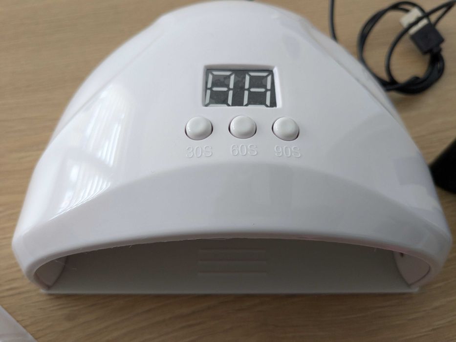 Zestaw do manicure hybrydowego