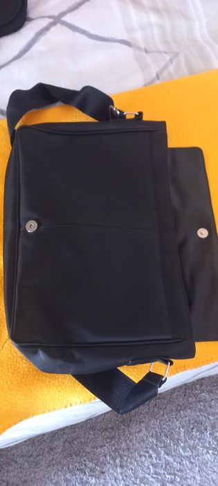 Pasta tiracolo preta