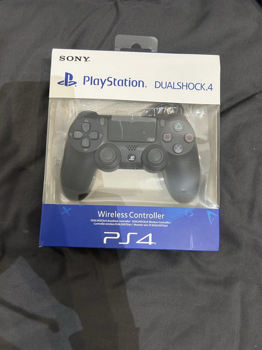 Sony PlayStation DualShock 4 Wireless Controller