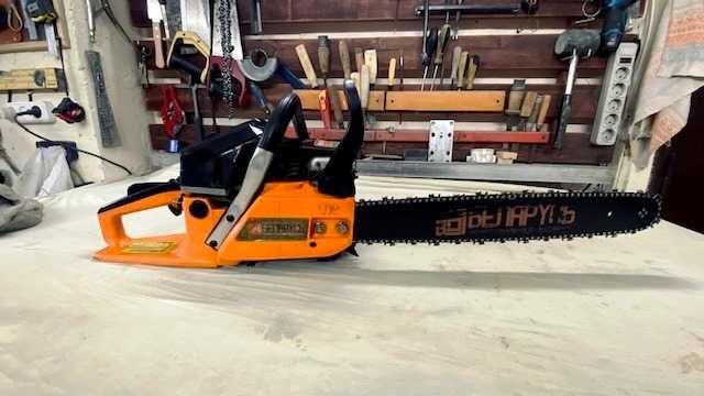 Бензопила " Беларусь"