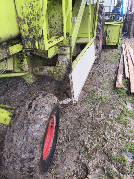 Продаєця комбайн клас домінатор 68