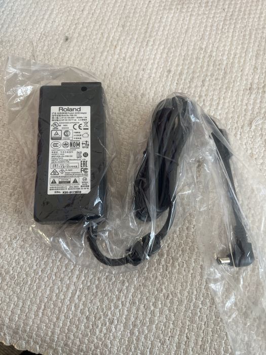 Nowy zasilacz Roland PSB-12U 13V 4A, Gwarancja