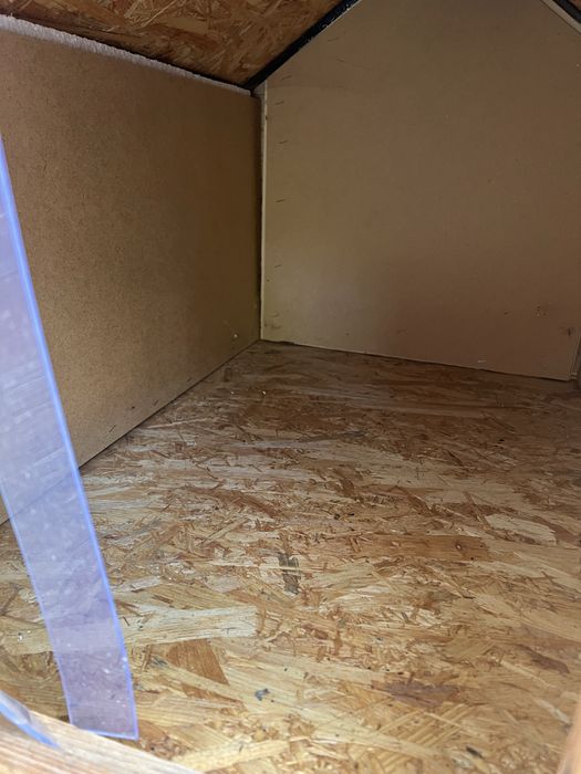 Buda dla psa. Drewniana kupiona za 340 zł Nie używana.