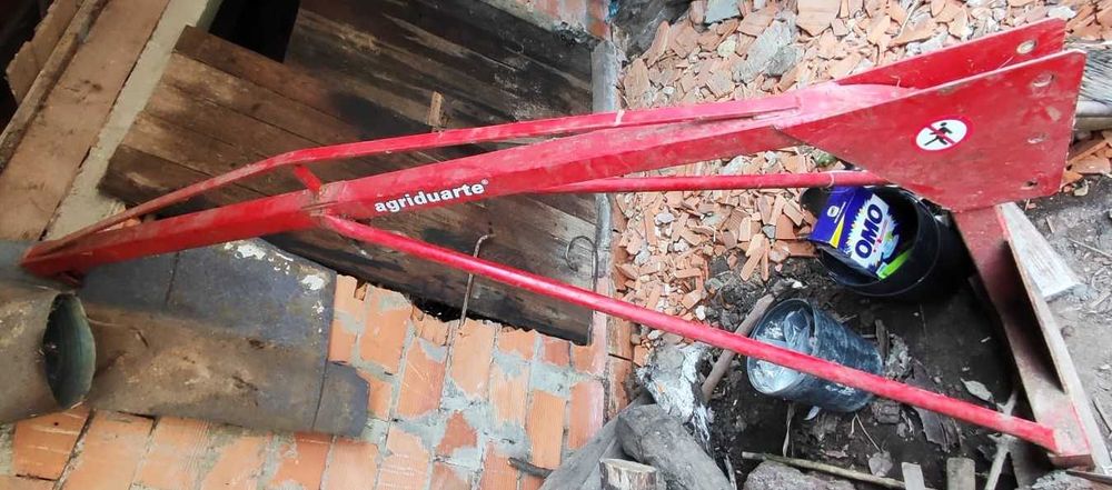 Trator Same Solaris 35CV, Reboque e 7 Alfaias (Conjunto)