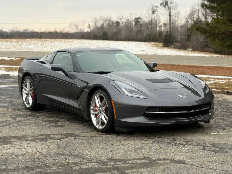 Chevrolet Corvette Stingray Z51      2014