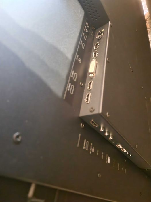 Monitor 86 cali LH8654UHS-B1AG 24/7, IPS