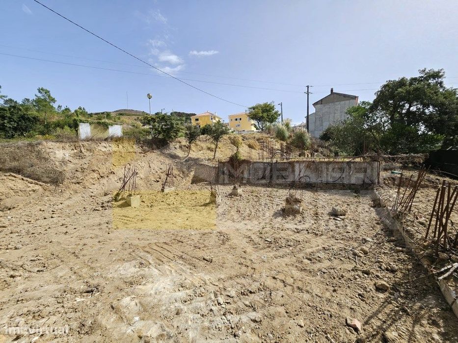 Terreno Urbano com 220m² na Venda do Pinheiro