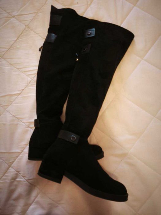 Стильні жіночі чобітки ботфорти, замшеві, осінь - весна, розмір 40