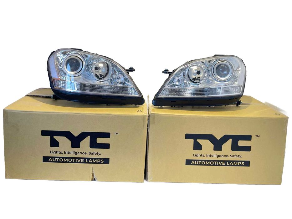 MERCEDES ML W164 05- reflektor lampa przód przednia