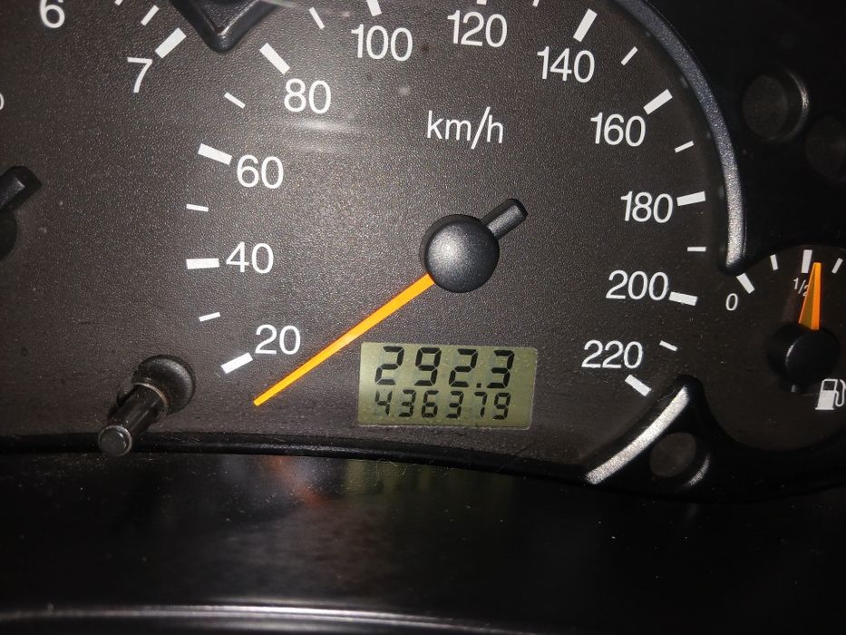 Ford Focus 2003 року