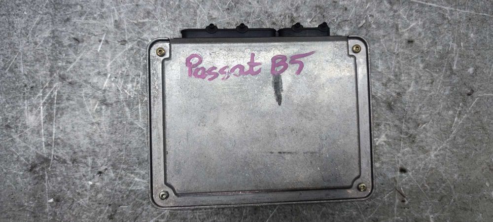 Volkswagen VW Passat B5 1.9 TDI Komputer Sterownik Silnika