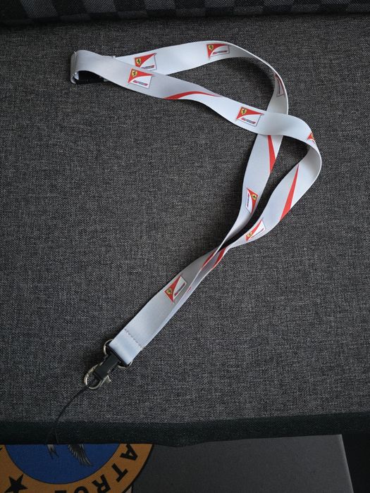 Scuderia Ferrari, smycz F1, Formuła 1, wyścigi, racing, Leclerc