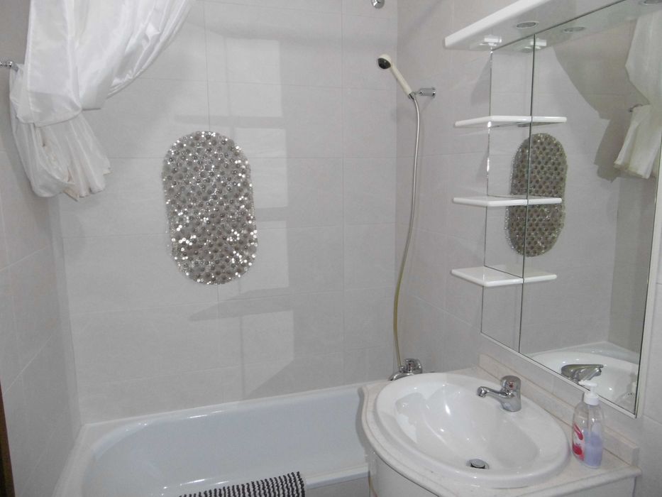 Quarto em Celas, junto aos HUC (polo III da UC)