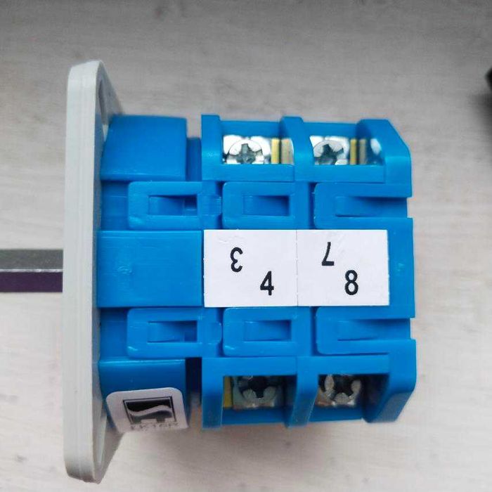 Переключатели  LK 15 ; LK 16R  на 16А , производство: Spamel, Польша