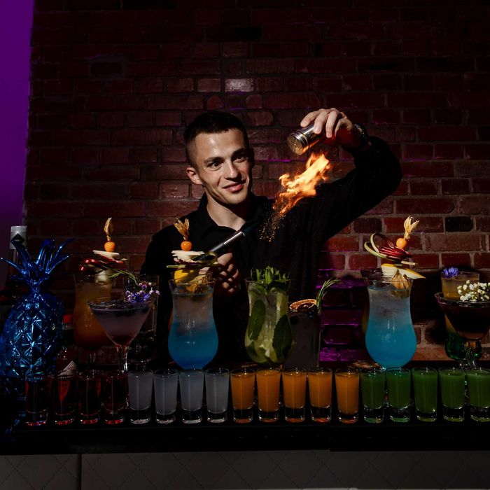 • Mobilny Drink Bar • Usługi barmańskie • Barman - Drinkbar • Wesele