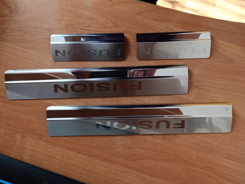 Накладки на пороги Ford FUSION 2002-2012гг.