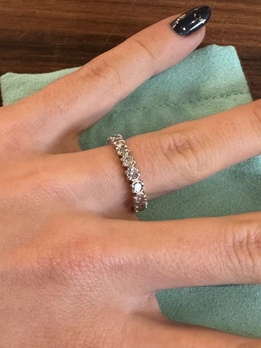 Obraczka eternity pierscionek diamenty