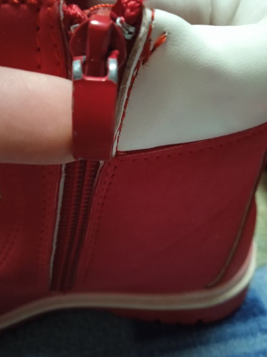 Продам сапожки зимние