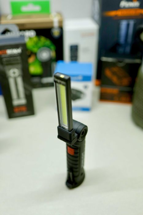 Lanterna Led mesa com iman