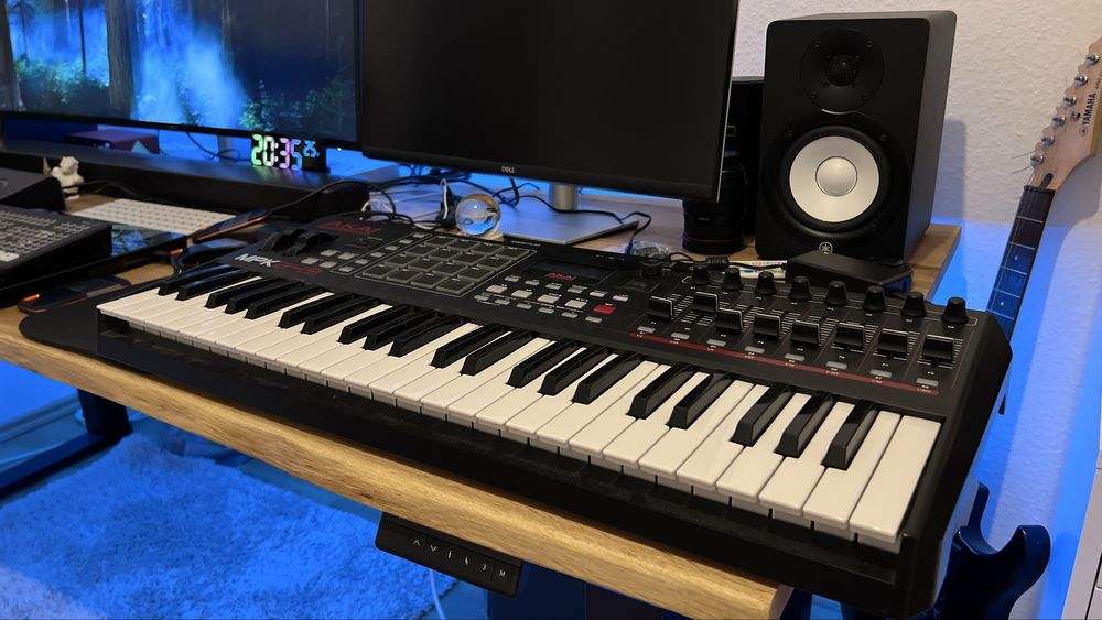 AKAI Professional MPK249 - 49 клавіш піано