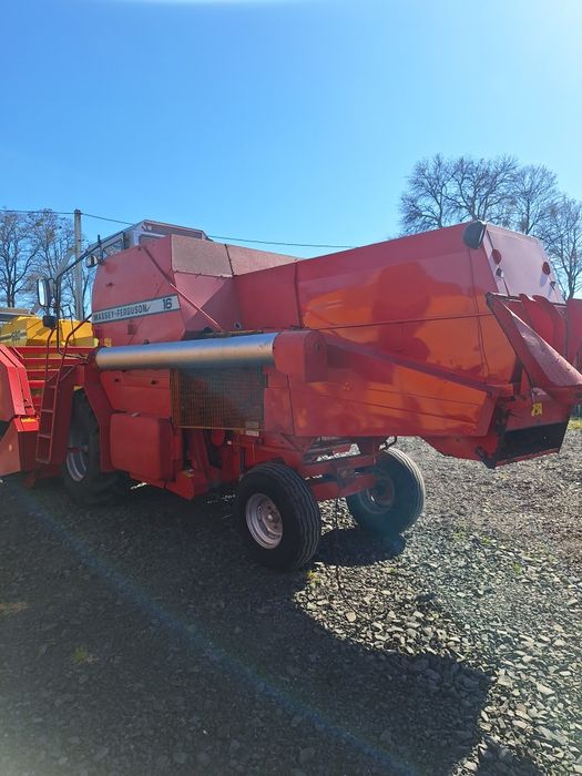 Комбайн Massey Ferguson 16 20XP
